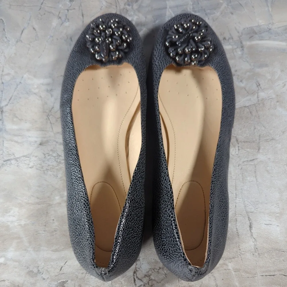 Calvin Klein Mackenzi Reptile Flat w/Cluster Bead Womens Sz 8.5 M‎
